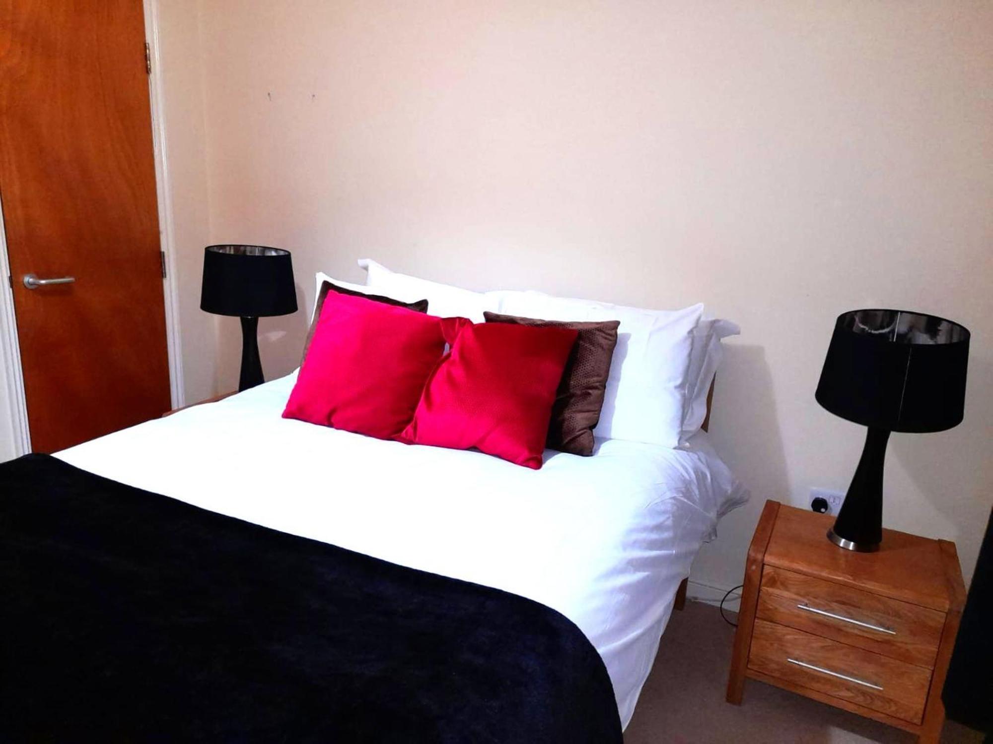 Oxford Apartment-- Free Parking 2 Bedrooms-2Bathrooms-Located In Jericho Oxford Close To Bus And Rail Station Экстерьер фото