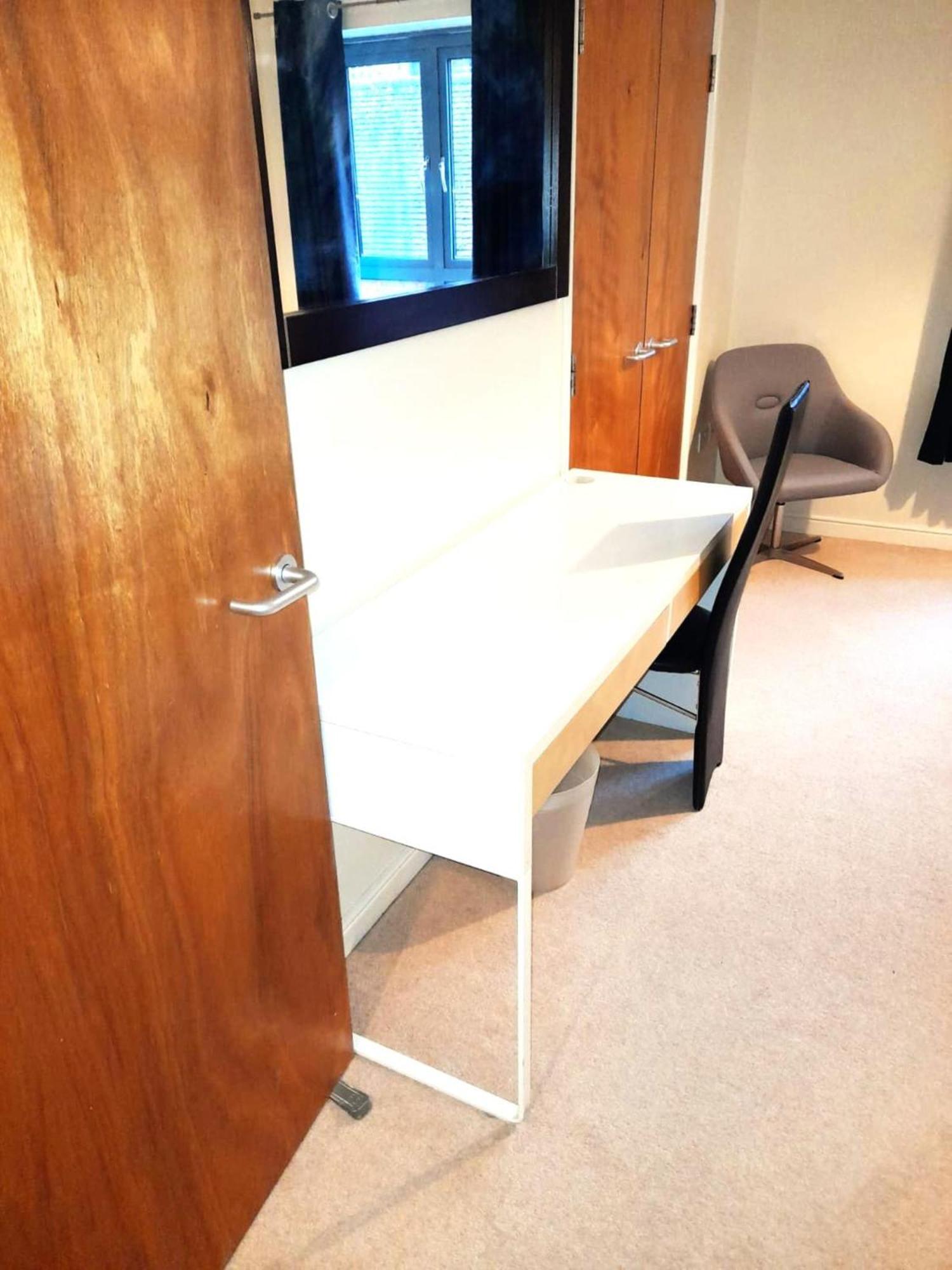 Oxford Apartment-- Free Parking 2 Bedrooms-2Bathrooms-Located In Jericho Oxford Close To Bus And Rail Station Экстерьер фото