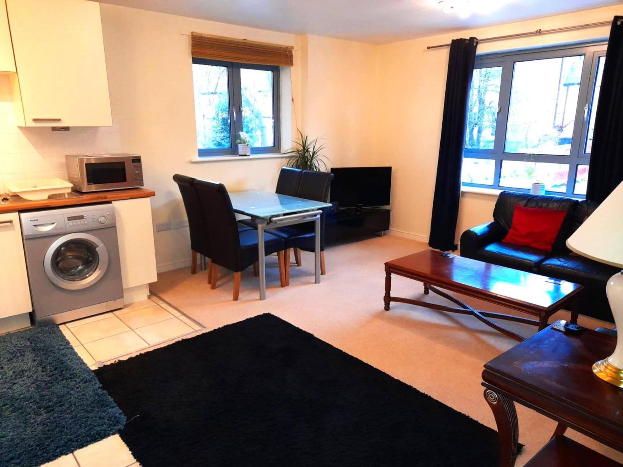 Oxford Apartment-- Free Parking 2 Bedrooms-2Bathrooms-Located In Jericho Oxford Close To Bus And Rail Station Экстерьер фото